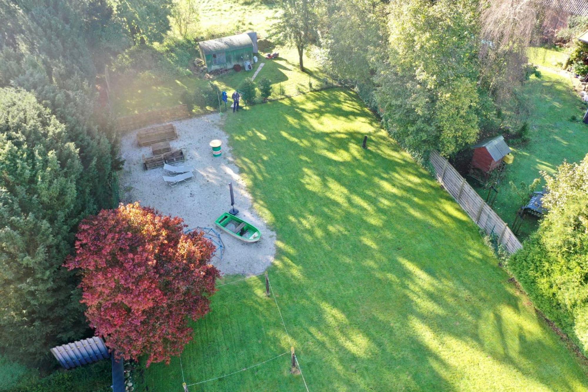 Ferienwohnung Im Erdgeschoss Mit Eingezaeunten Garten Und Terrasse Apartment *