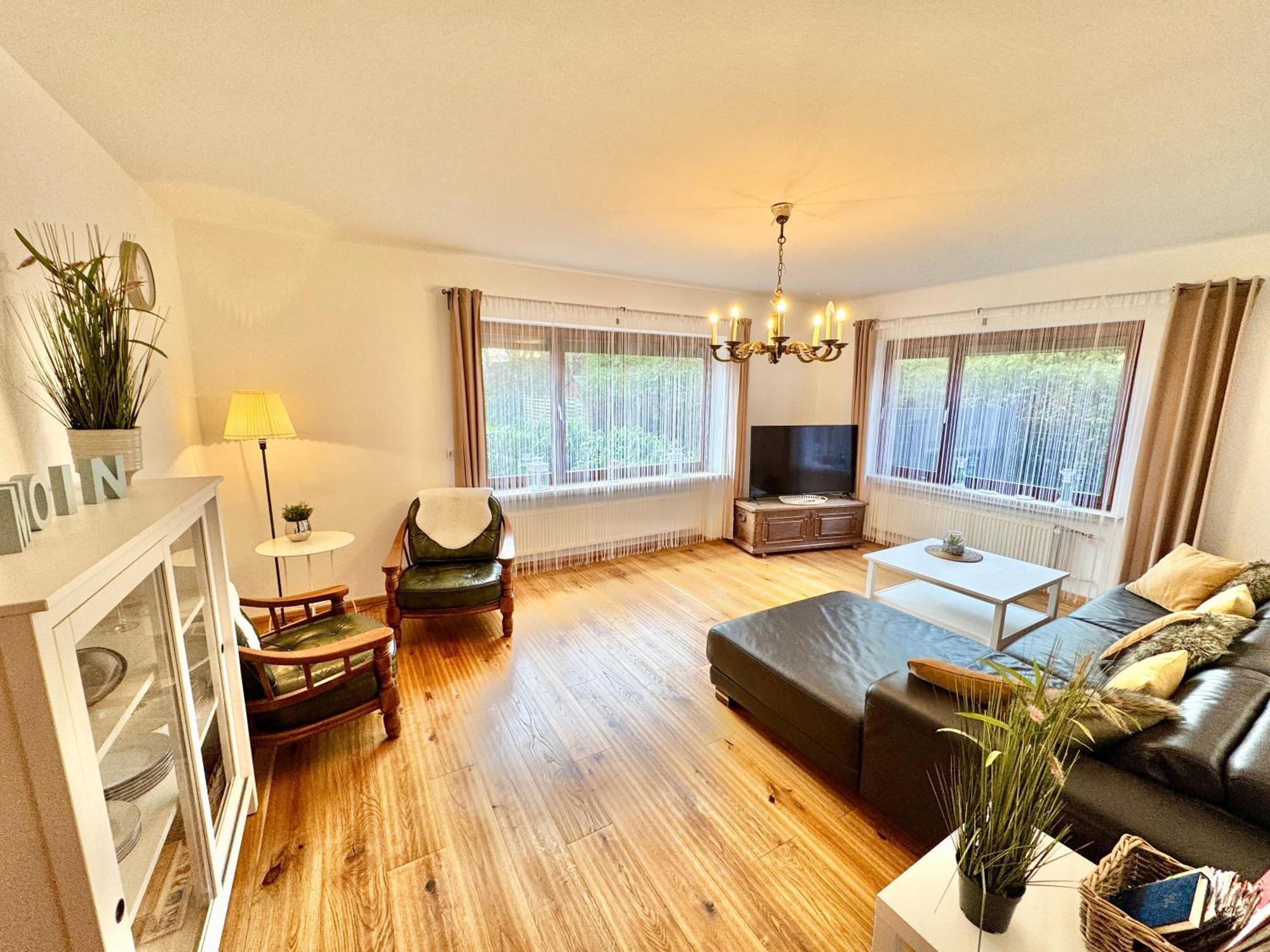 Apartamento Moderne Ferienwohnung Brazil im EG mit eingezäuntem Garten und Terrasse in Südwestlage! *